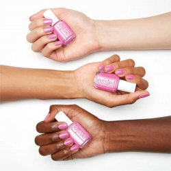 Essie Nail Lacquer Blushin  & Crushin  Collection 959 Flirty Flutters 13.5ml