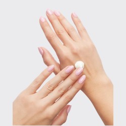 OPI Nature Strong Nails & Skin Moisture Mission Hand & Foot Cream 100ml