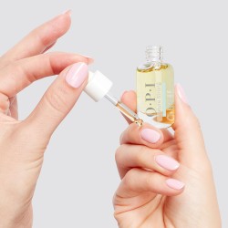 OPI Nature Strong Nails & Skin Glow Up Nail & Cuticle Oil 8ml