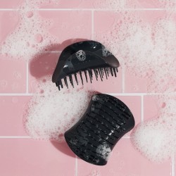 Tangle Teezer The Scalp Exfoliator and Massager Onyx Black